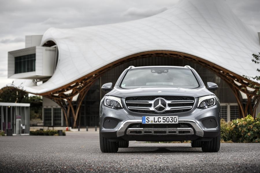  Mercedes-Benz GLC220 d 4Matic Off-Road 2015 года  (фото 20 из 24)